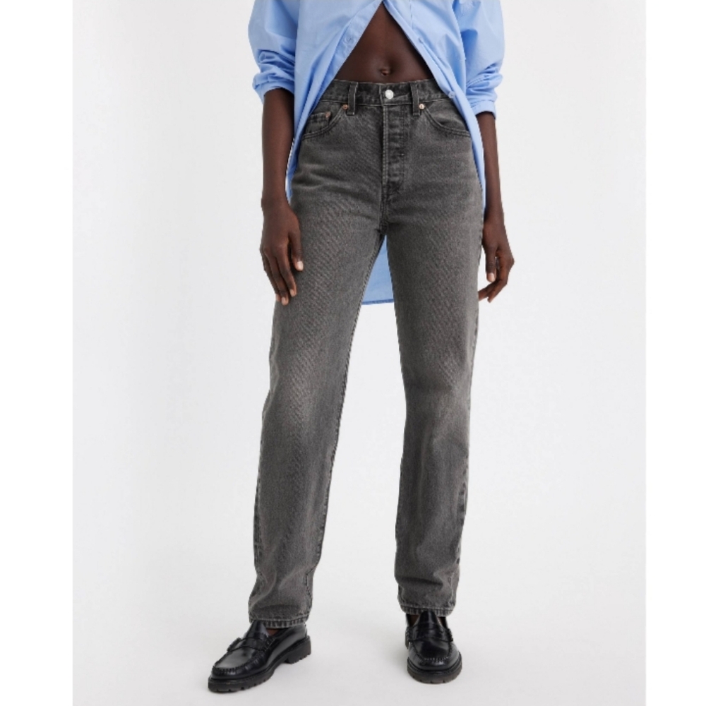 Women's Straight Leg‎ Button Fly 501 Levi's Jeans